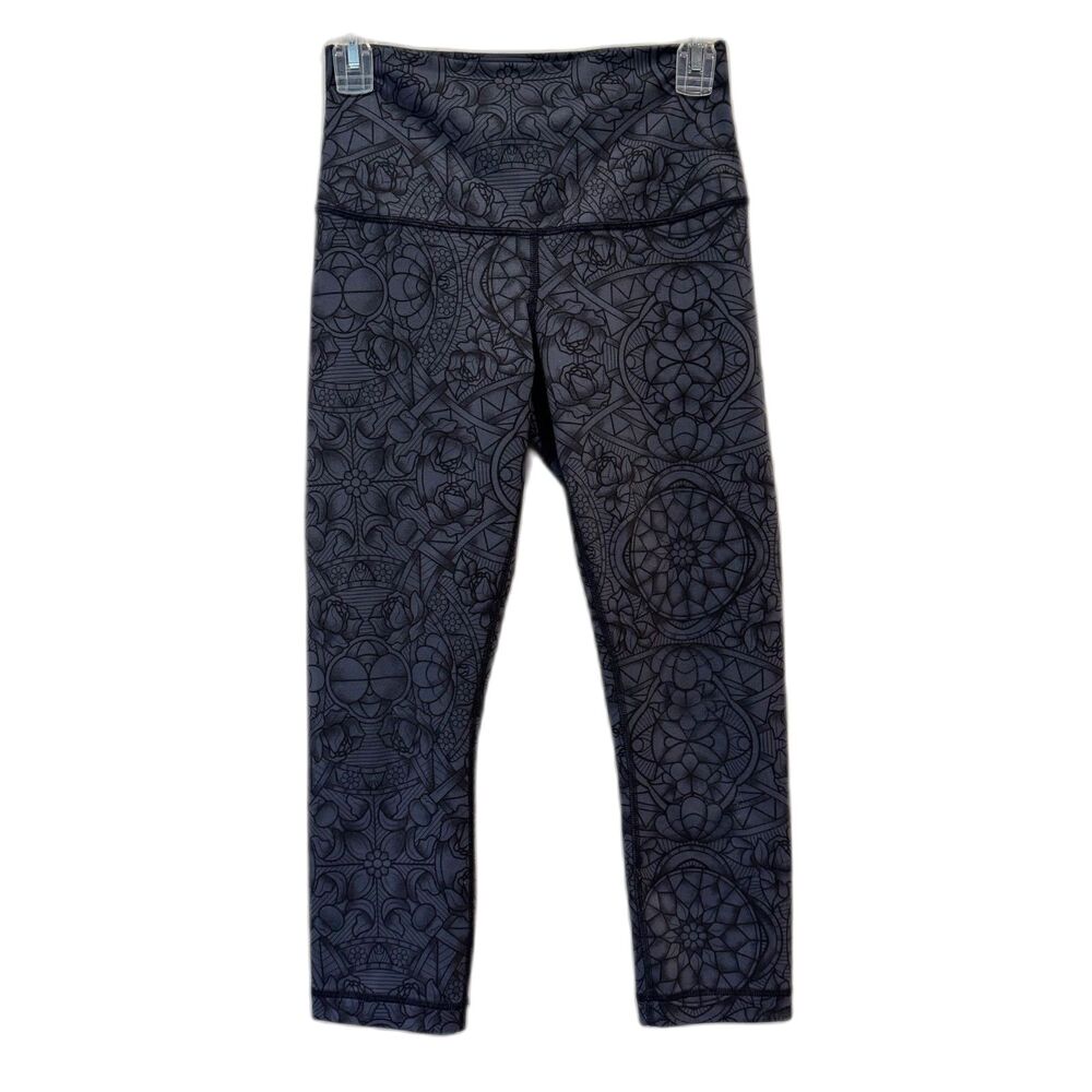 Lululemon Cropped Leggings Navy Blue Floral Geometric Print Mid Rise Women 4